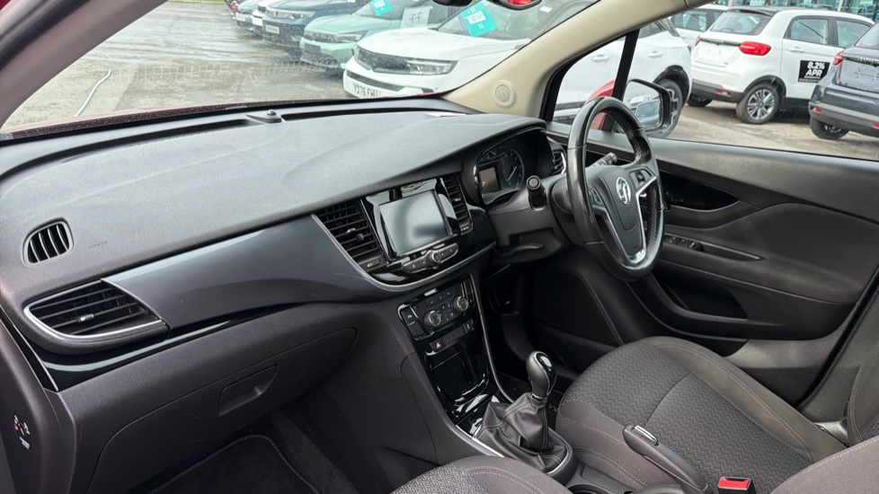 Vauxhall Mokka X 1.6CDTi ecoTEC D [136] Active 5dr Diesel Hatchback - Image 9
