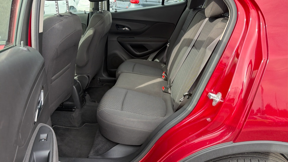 Vauxhall Mokka X 1.6CDTi ecoTEC D [136] Active 5dr Diesel Hatchback - Image 16