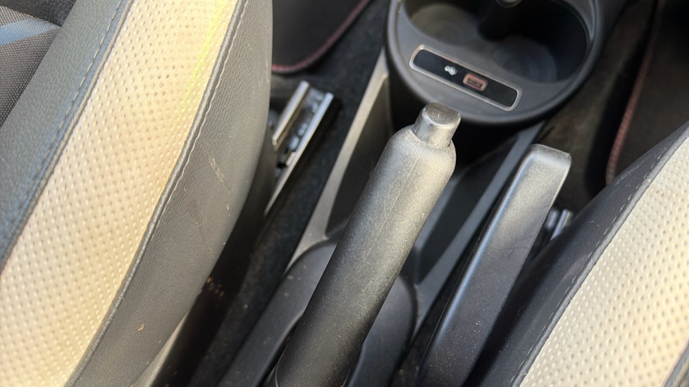 Fiat 500 1.2 S 3dr Petrol Hatchback - Image 29