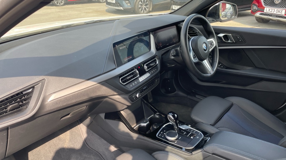 BMW 1 Series 118i [136] M Sport 5dr Step Auto [LCP] Petrol Hatchback - Image 9