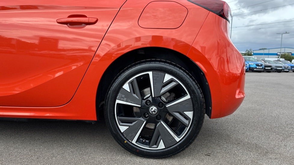 Vauxhall Corsa 100kW Elite Nav Premium 50kWh 5dr Auto [11kWCh] Electric Hatchback - Image 7
