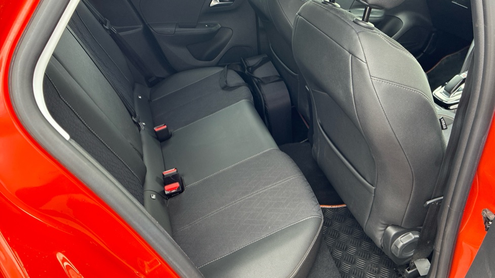 Vauxhall Corsa 100kW Elite Nav Premium 50kWh 5dr Auto [11kWCh] Electric Hatchback - Image 16