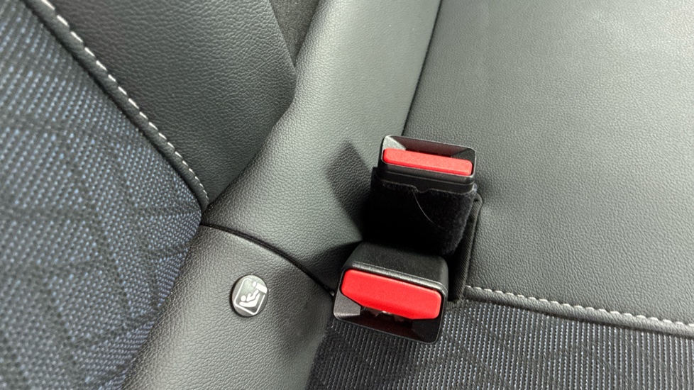 Vauxhall Corsa 100kW Elite Nav Premium 50kWh 5dr Auto [11kWCh] Electric Hatchback - Image 17