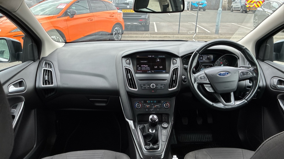 Ford Focus 1.6 TDCi 115 Titanium 5dr Diesel Hatchback - Image 10