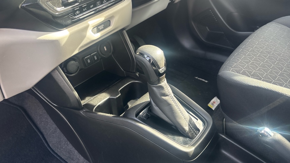 Suzuki Swift 1.2 Mild Hybrid Motion 5dr CVT Petrol Hatchback - Image 13