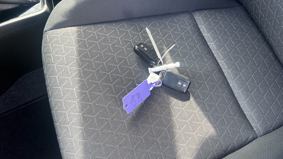 Suzuki Swift 1.2 Mild Hybrid Motion 5dr CVT Petrol Hatchback - Image 20