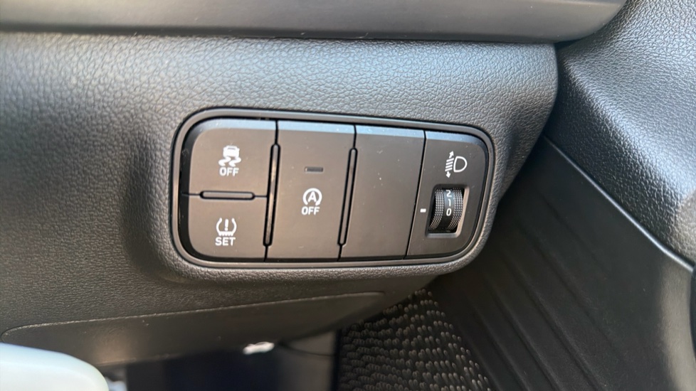 Hyundai BAYON 1.0 TGDi 48V MHEV SE Connect 5dr DCT Petrol Hatchback - Image 31