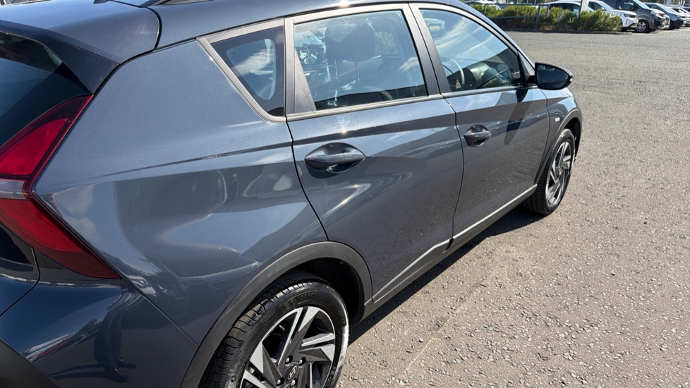 Hyundai BAYON 1.0 TGDi 48V MHEV SE Connect 5dr DCT Petrol Hatchback - Image 47
