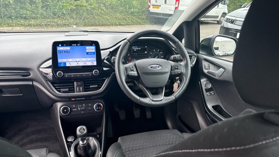 Ford Fiesta 1.0 EcoBoost Zetec 5dr Petrol Hatchback - Image 11