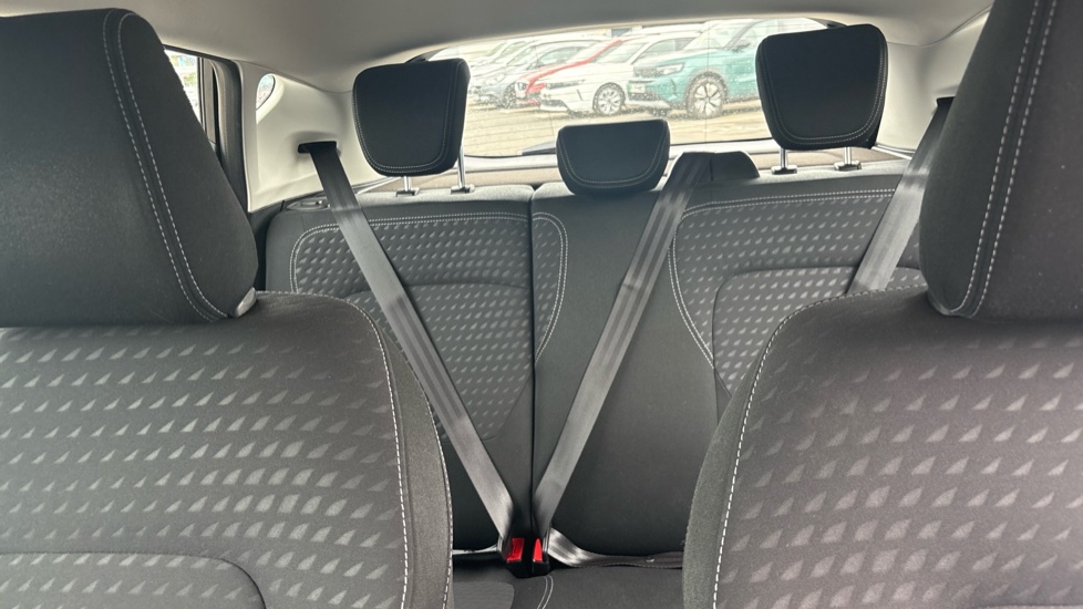 Ford Fiesta 1.0 EcoBoost Zetec 5dr Petrol Hatchback - Image 15