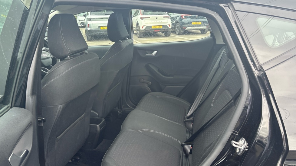 Ford Fiesta 1.0 EcoBoost Zetec 5dr Petrol Hatchback - Image 16