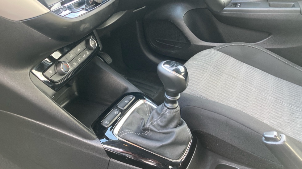 Vauxhall Corsa 1.2 Turbo SE Premium 5dr Petrol Hatchback - Image 13