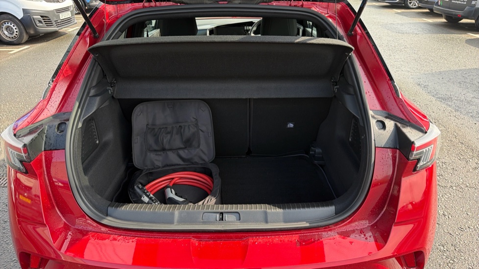 Vauxhall Mokka 100kW Ultimate 50kWh 5dr Auto Electric Hatchback - Image 4