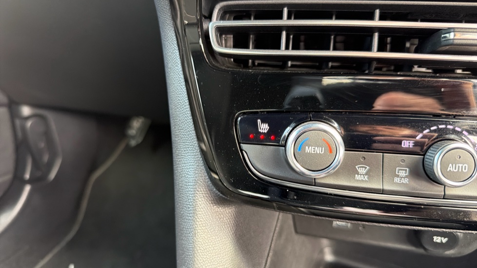 Vauxhall Mokka 100kW Ultimate 50kWh 5dr Auto Electric Hatchback - Image 21