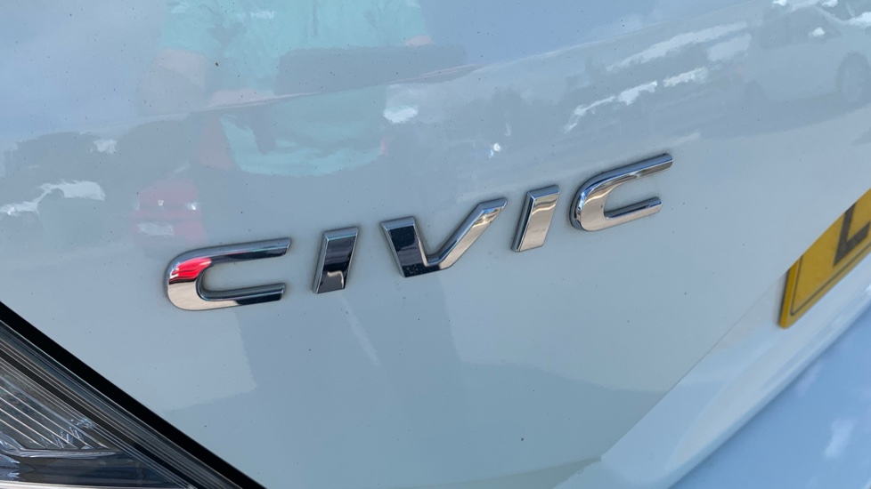 Honda Civic 1.0 VTEC Turbo EX 5dr Petrol Hatchback - Image 22