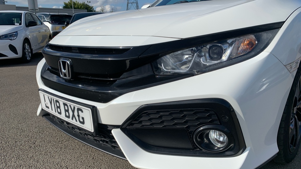 Honda Civic 1.0 VTEC Turbo EX 5dr Petrol Hatchback - Image 29