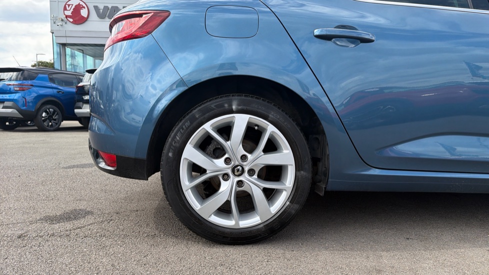 Renault Megane 1.3 TCE Iconic 5dr Petrol Hatchback - Image 7