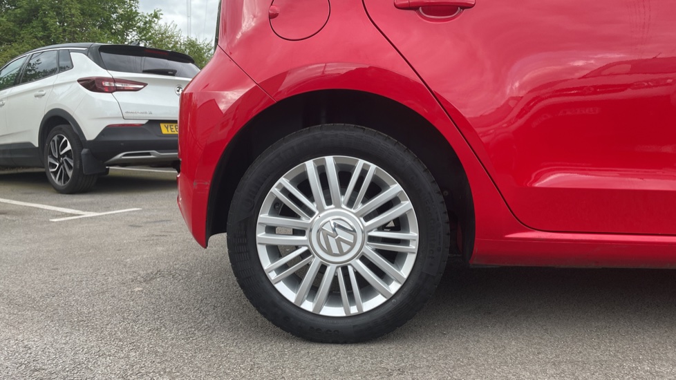 Volkswagen Up 1.0 Move Up 5dr [Start Stop] Petrol Hatchback - Image 7