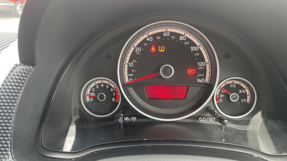 Volkswagen Up 1.0 Move Up 5dr [Start Stop] Petrol Hatchback - Image 18
