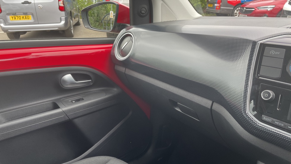 Volkswagen Up 1.0 Move Up 5dr [Start Stop] Petrol Hatchback - Image 25