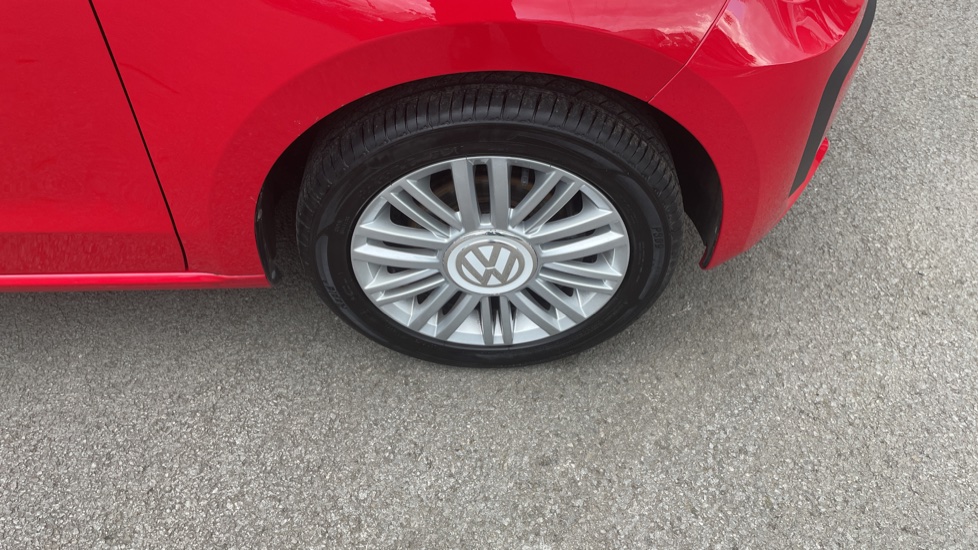 Volkswagen Up 1.0 Move Up 5dr [Start Stop] Petrol Hatchback - Image 39