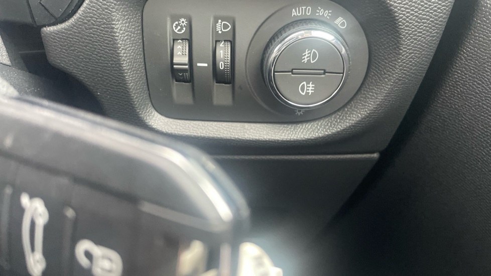 Vauxhall Corsa 1.2 Elite Edition 5dr Petrol Hatchback - Image 27