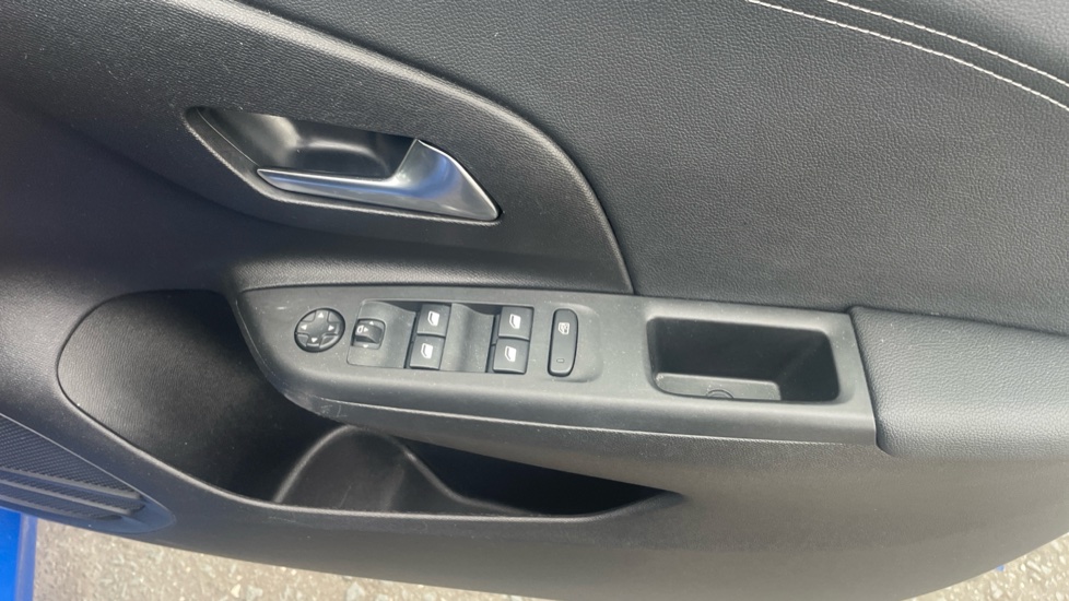 Vauxhall Corsa 1.2 Elite Edition 5dr Petrol Hatchback - Image 33