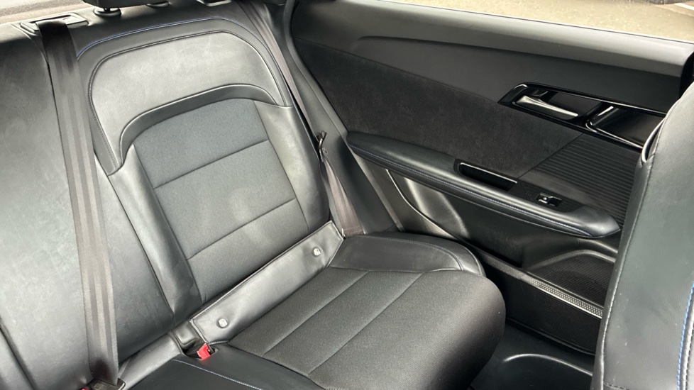 MG MG4 150kW Trophy EV Long Range 64kWh 5dr Auto Electric Hatchback - Image 15