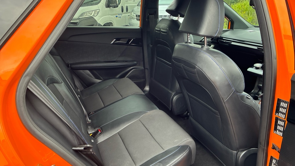 MG MG4 150kW Trophy EV Long Range 64kWh 5dr Auto Electric Hatchback - Image 16