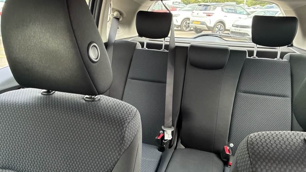 Honda Jazz 1.3 i-VTEC SE 5dr Petrol Hatchback - Image 15