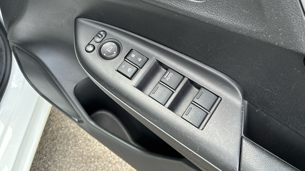Honda Jazz 1.3 i-VTEC SE 5dr Petrol Hatchback - Image 26