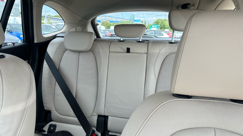 BMW X1 sDrive 20i [178] xLine 5dr Step Auto Petrol Estate - Image 15