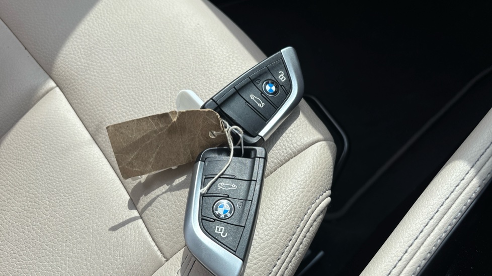 BMW X1 sDrive 20i [178] xLine 5dr Step Auto Petrol Estate - Image 19