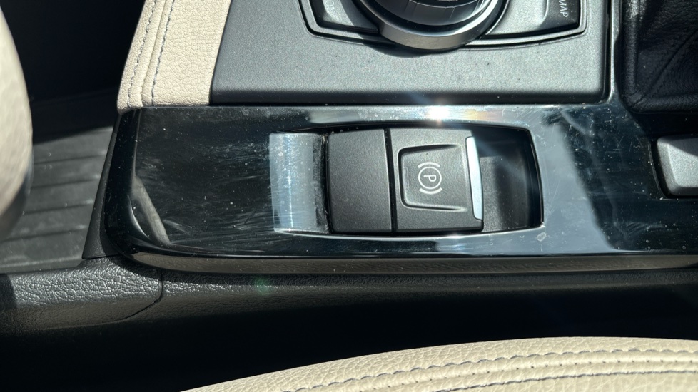 BMW X1 sDrive 20i [178] xLine 5dr Step Auto Petrol Estate - Image 31