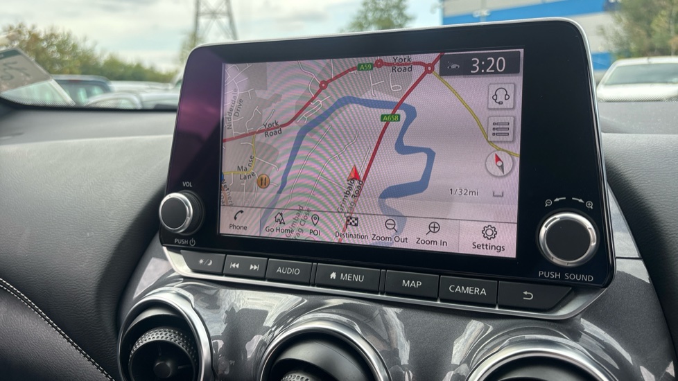 Nissan Juke 1.6 Hybrid N-Connecta 5dr Auto Hybrid Hatchback - Image 26