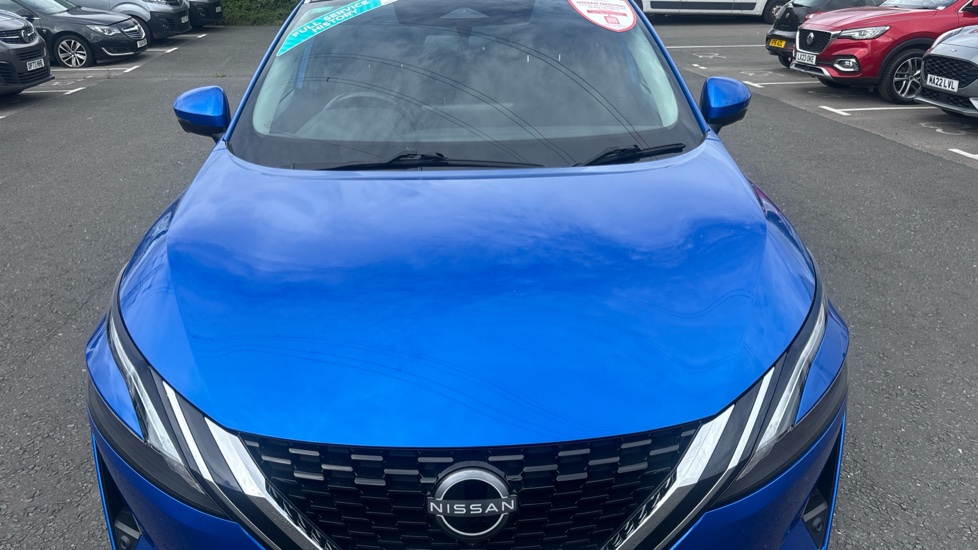 Nissan Qashqai 1.3 DiG-T MH N-Connecta 5dr Petrol Hatchback - Image 8