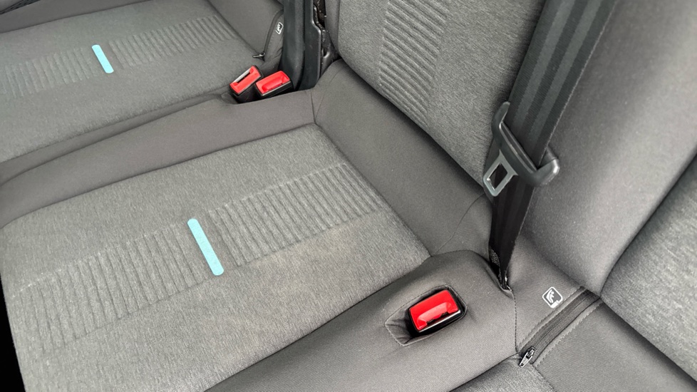 Ford Tourneo Connect 1.5 EcoBoost Active 5dr Petrol Estate - Image 17