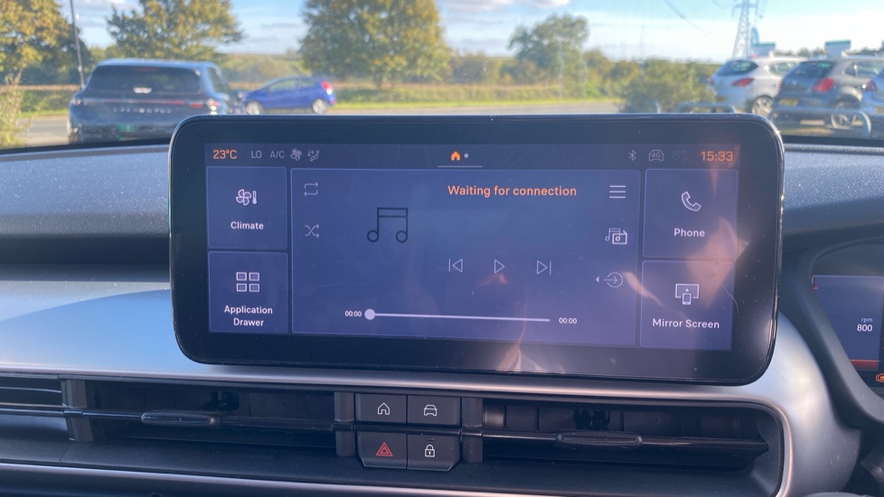 Jeep Avenger 1.2 Summit 5dr Petrol Hatchback - Image 12