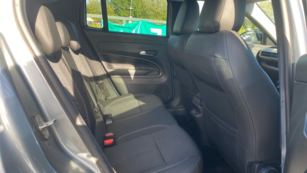 Jeep Avenger 1.2 Summit 5dr Petrol Hatchback - Image 21