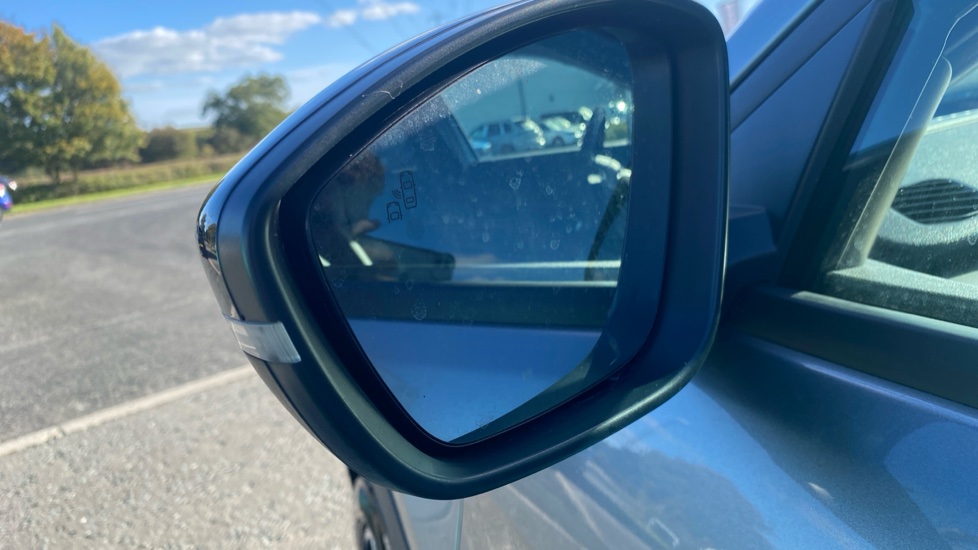 Jeep Avenger 1.2 Summit 5dr Petrol Hatchback - Image 27