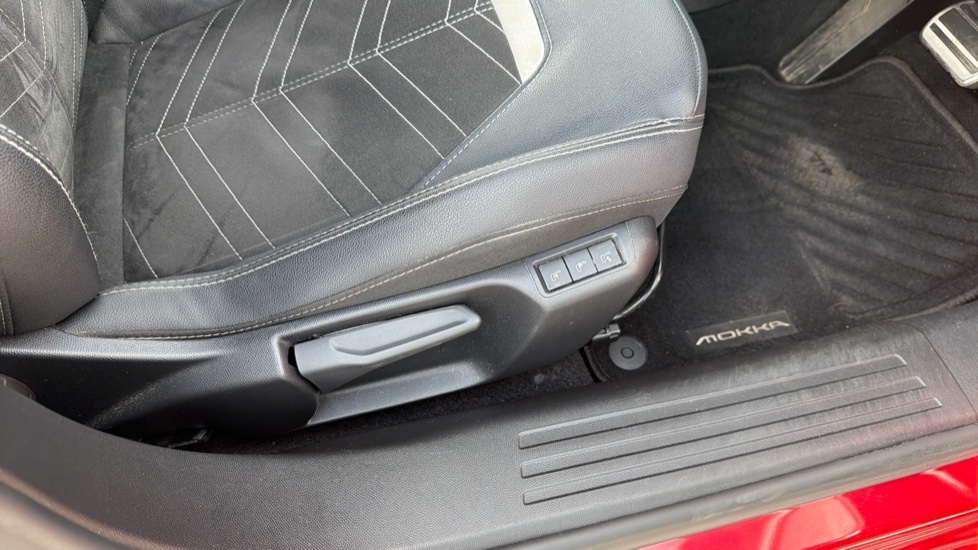 Vauxhall Mokka 1.2 Turbo Ultimate 5dr Auto Petrol Hatchback - Image 35