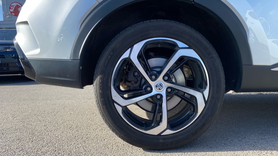 MG HS 1.5 T-GDI Trophy 5dr DCT Petrol Hatchback - Image 7