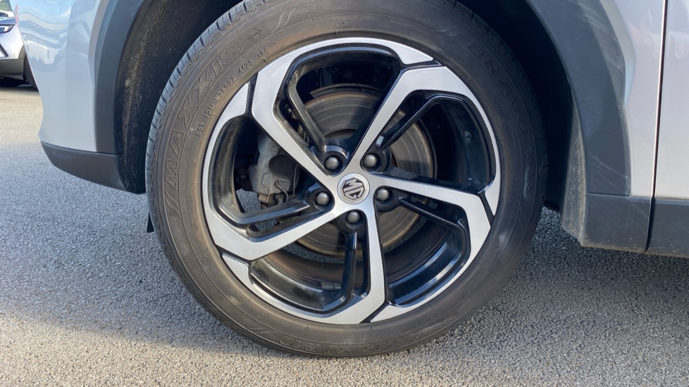 MG HS 1.5 T-GDI Trophy 5dr DCT Petrol Hatchback - Image 32