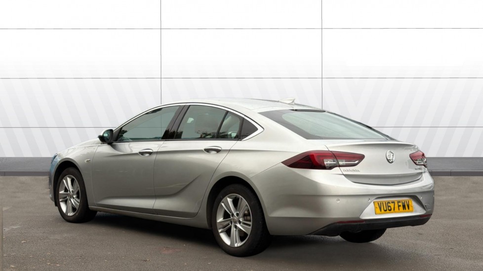 Vauxhall Insignia 1.6 Turbo D ecoTec Tech Line Nav 5dr Diesel Hatchback - Image 2
