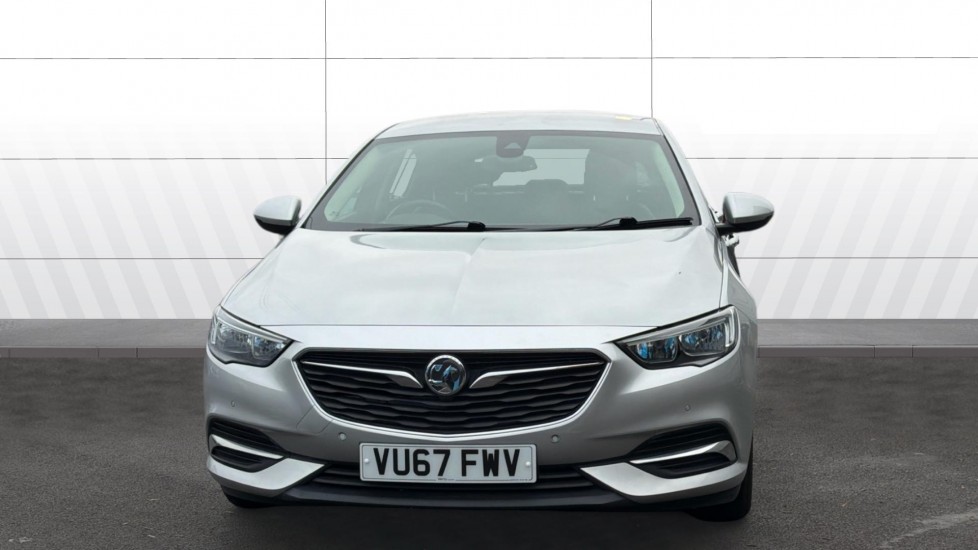 Vauxhall Insignia 1.6 Turbo D ecoTec Tech Line Nav 5dr Diesel Hatchback - Image 3