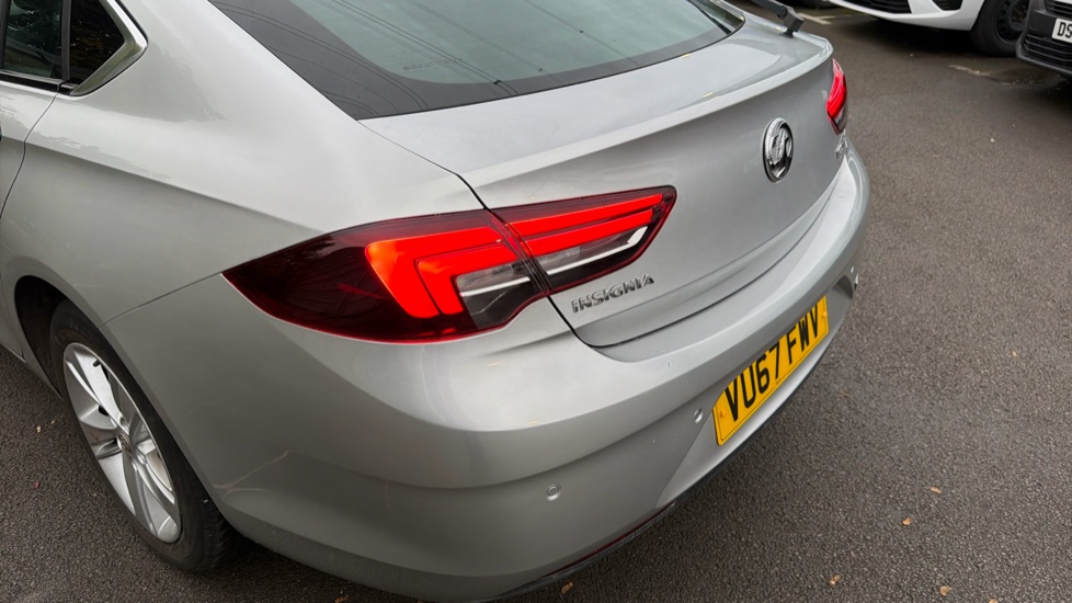 Vauxhall Insignia 1.6 Turbo D ecoTec Tech Line Nav 5dr Diesel Hatchback - Image 41