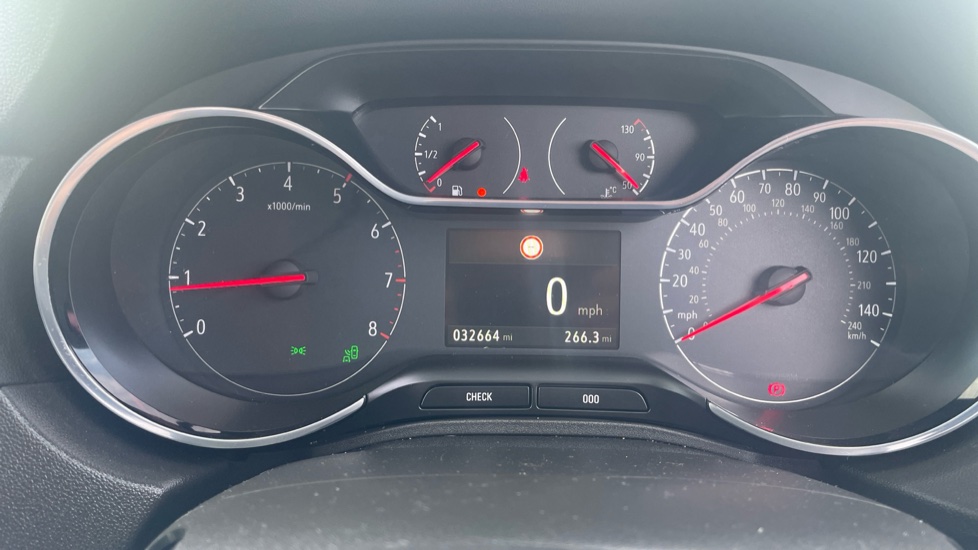 Vauxhall Grandland X 1.2 Turbo SRi Nav 5dr Petrol Hatchback - Image 18