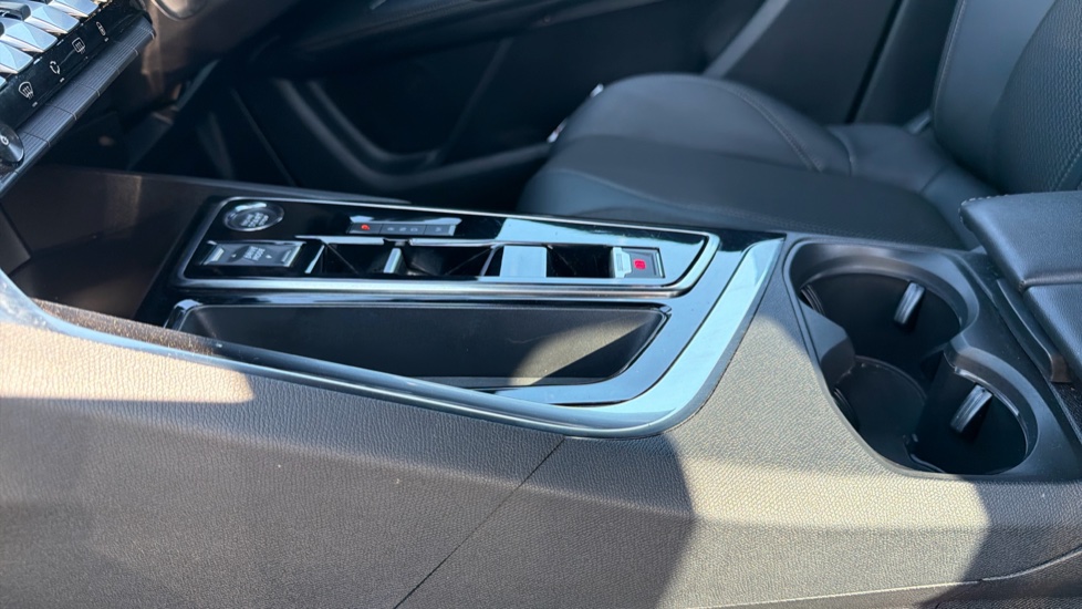 Peugeot 5008 1.5 BlueHDi GT 5dr EAT8 Diesel Estate - Image 13