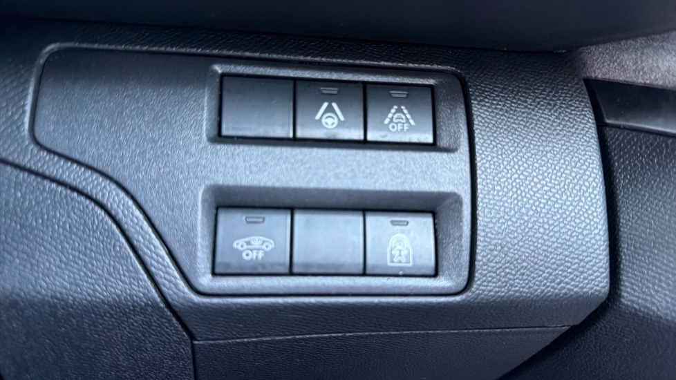 Peugeot 5008 1.5 BlueHDi GT 5dr EAT8 Diesel Estate - Image 33