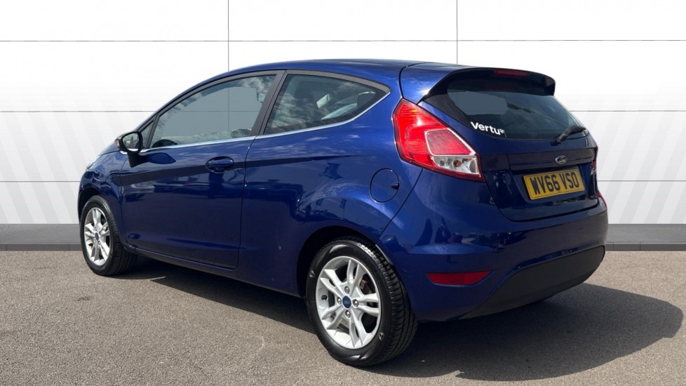 Ford Fiesta 1.25 82 Zetec 3dr Petrol Hatchback - Image 2
